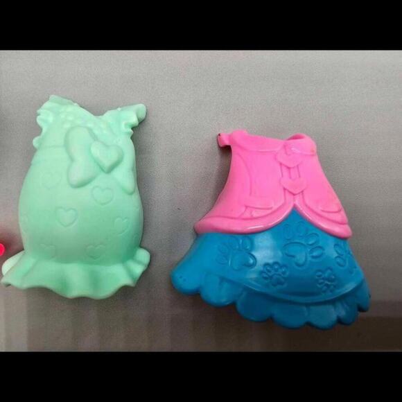 Disney Minnie Mouse Fashion Doll 5" &  Clip on Accessories - Picture 2 of 8